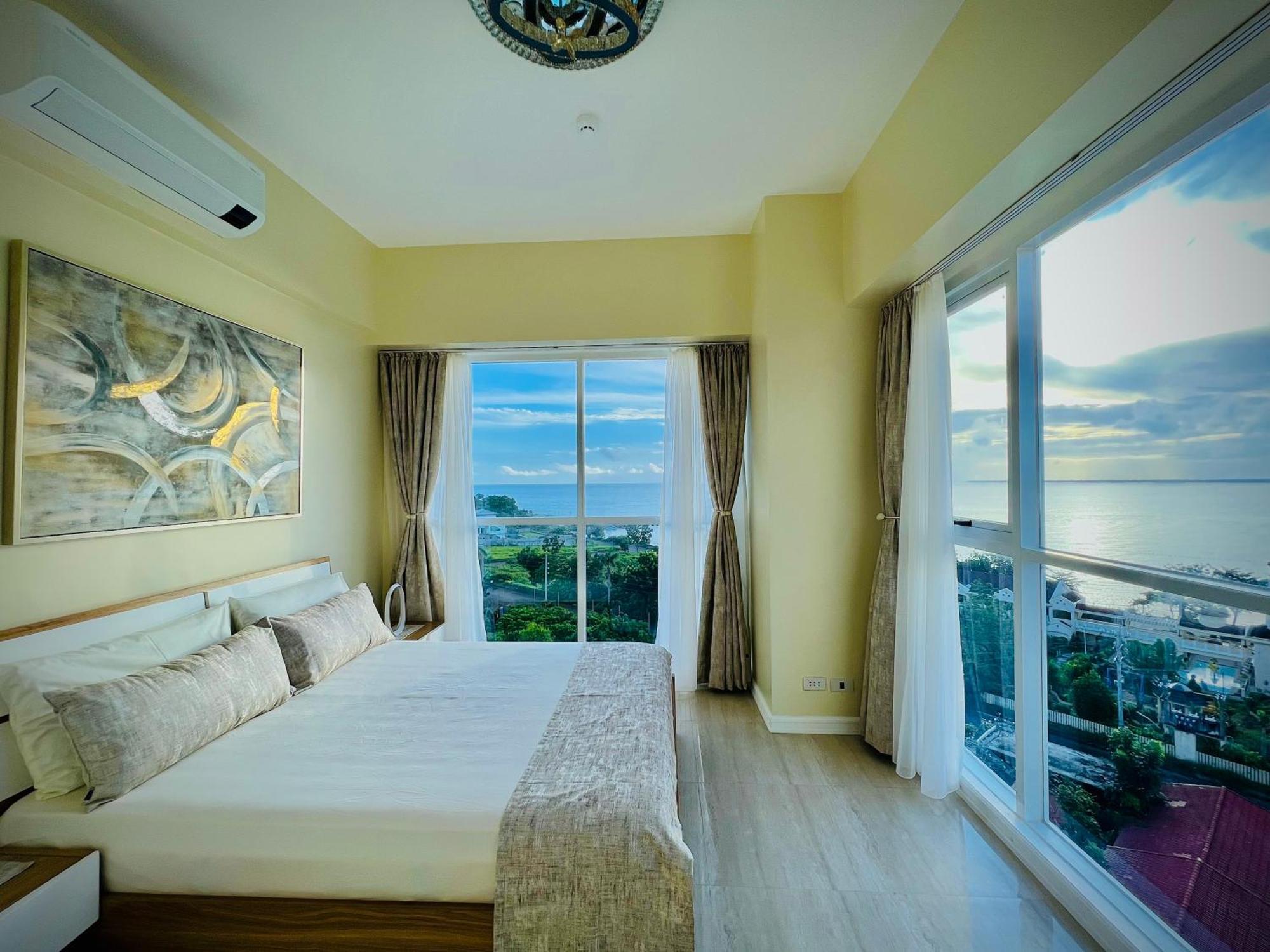 La Mirada Deluxe Suites With Oceanview Lapu-Lapu City Exterior photo